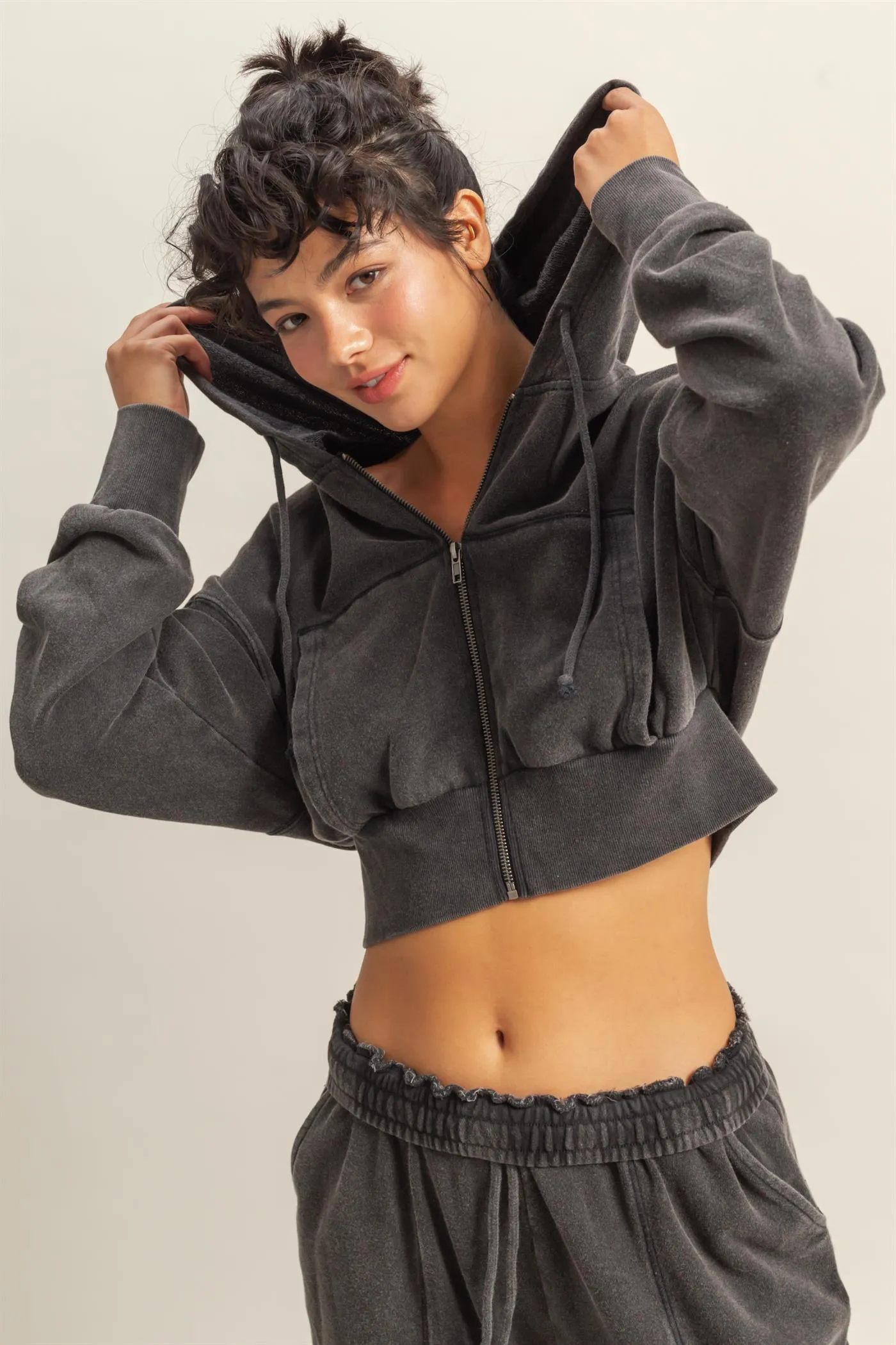 DZ25A427-Long Sleeve Cropped Washed Zip Up Hoodie