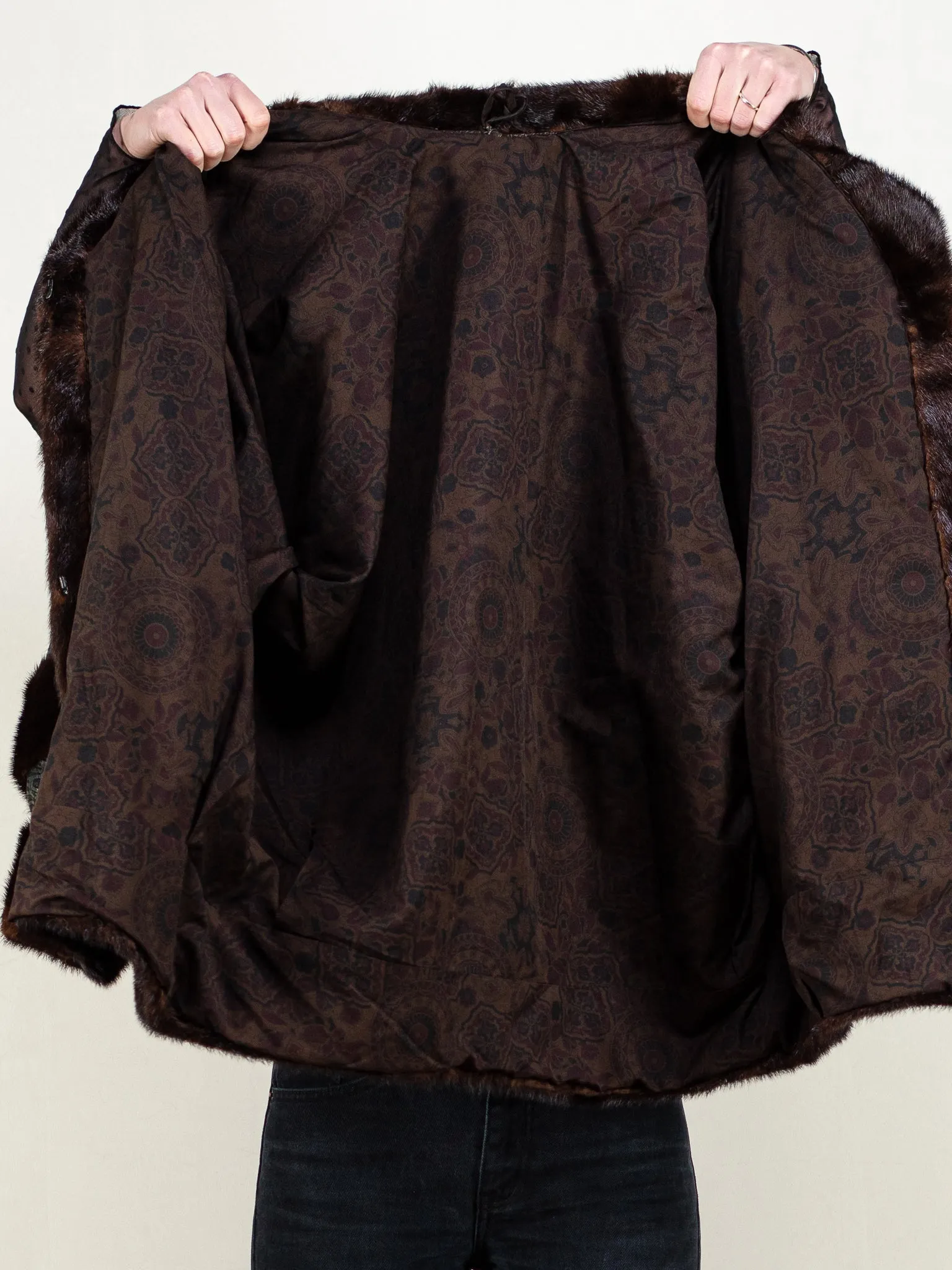 Vintage 80's Women Fur and Leather Coat in Black and Brown